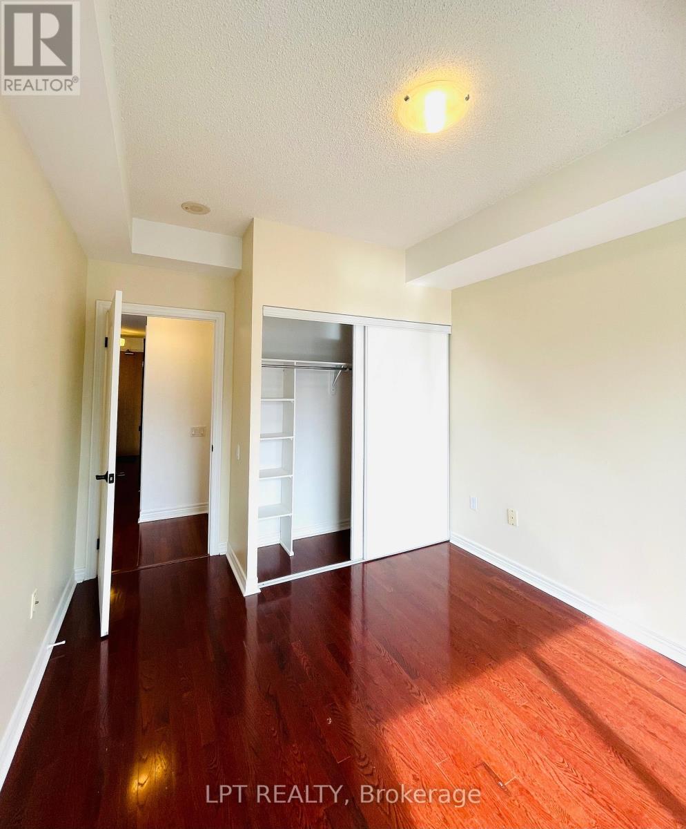 2 Edith Drive — photo 13