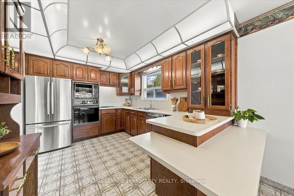 169 GRANDRAVINE DRIVE - 13