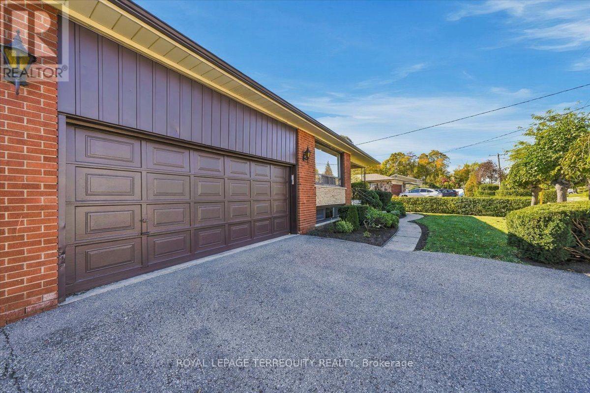 169 GRANDRAVINE DRIVE - 4