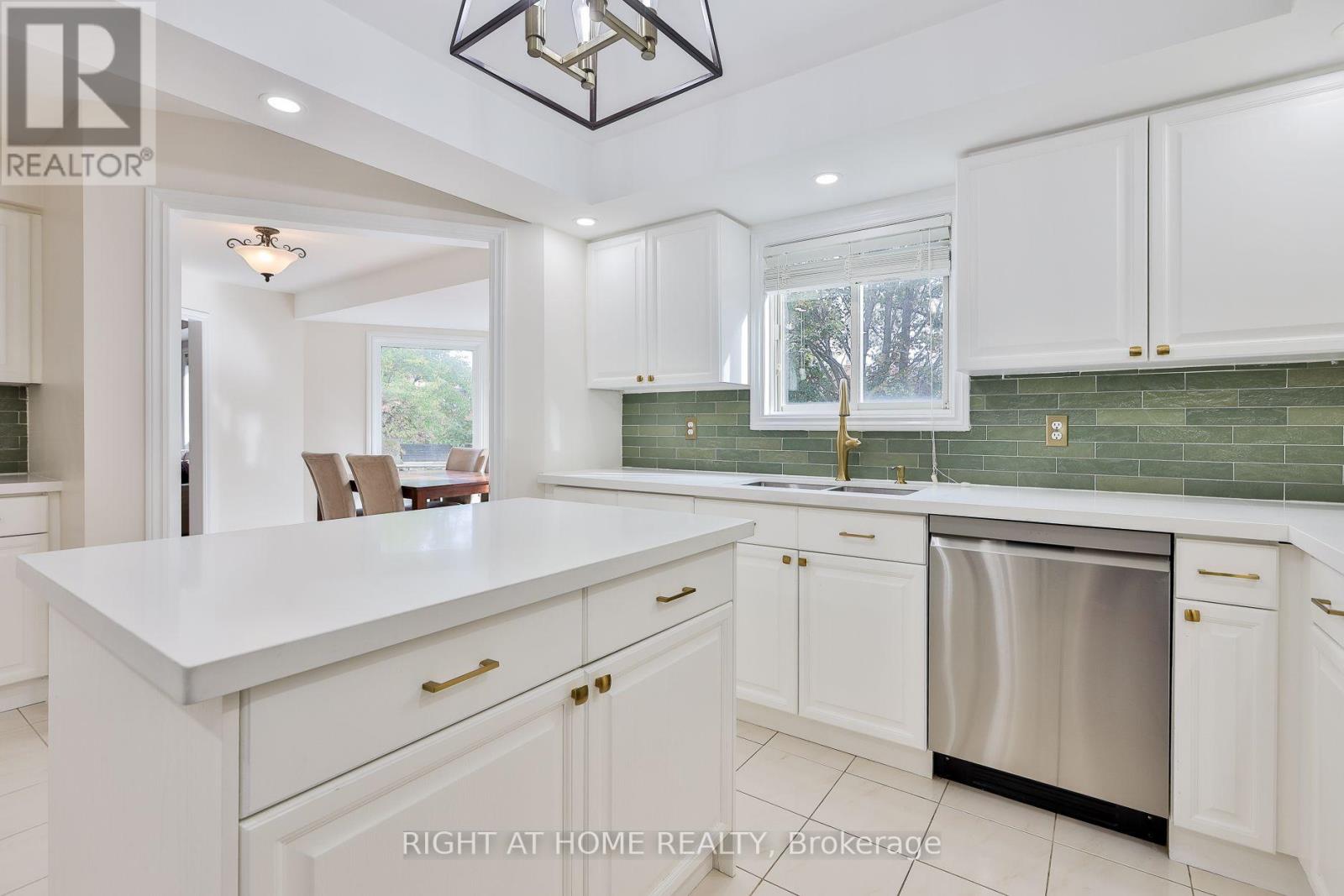 560 CHAGALL COURT - 13
