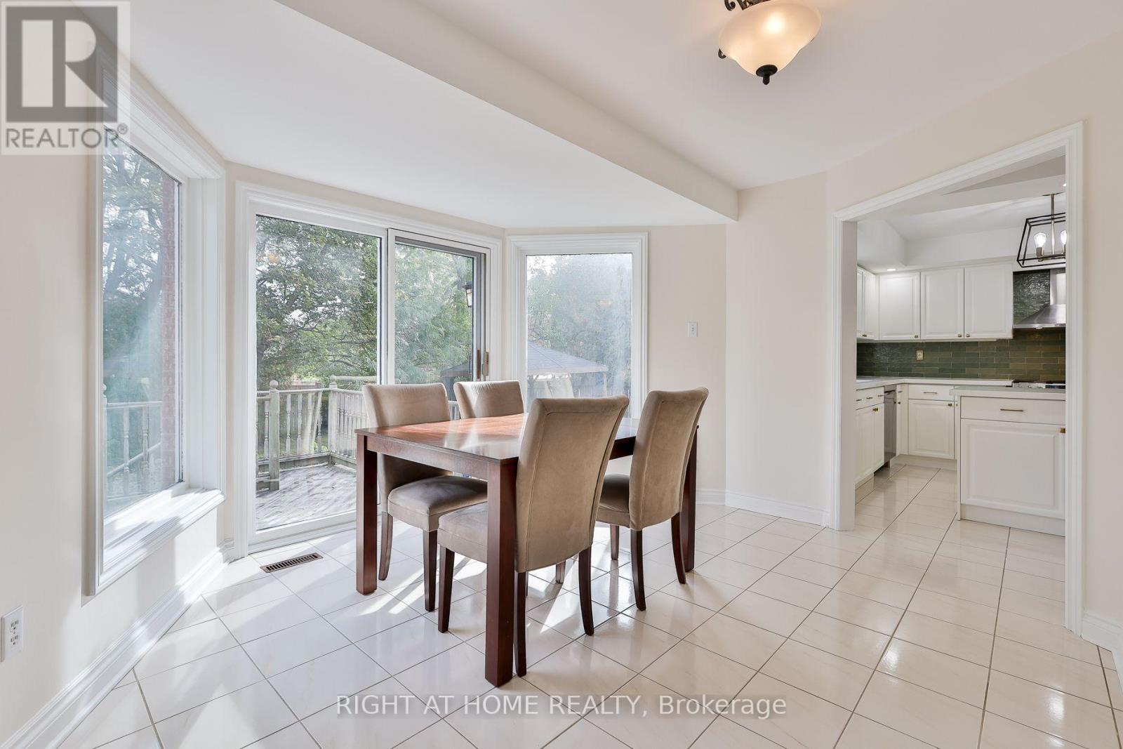560 CHAGALL COURT - 18