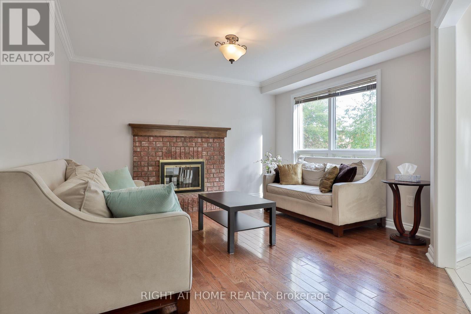560 CHAGALL COURT - 20