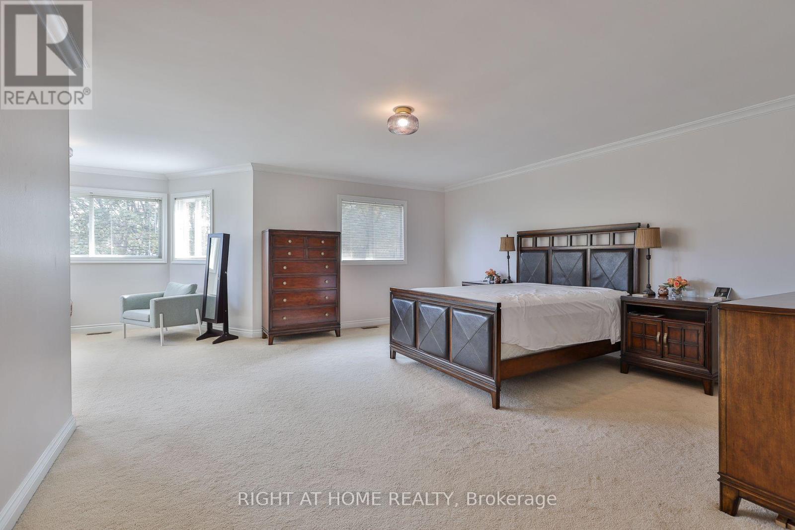 560 CHAGALL COURT - 24