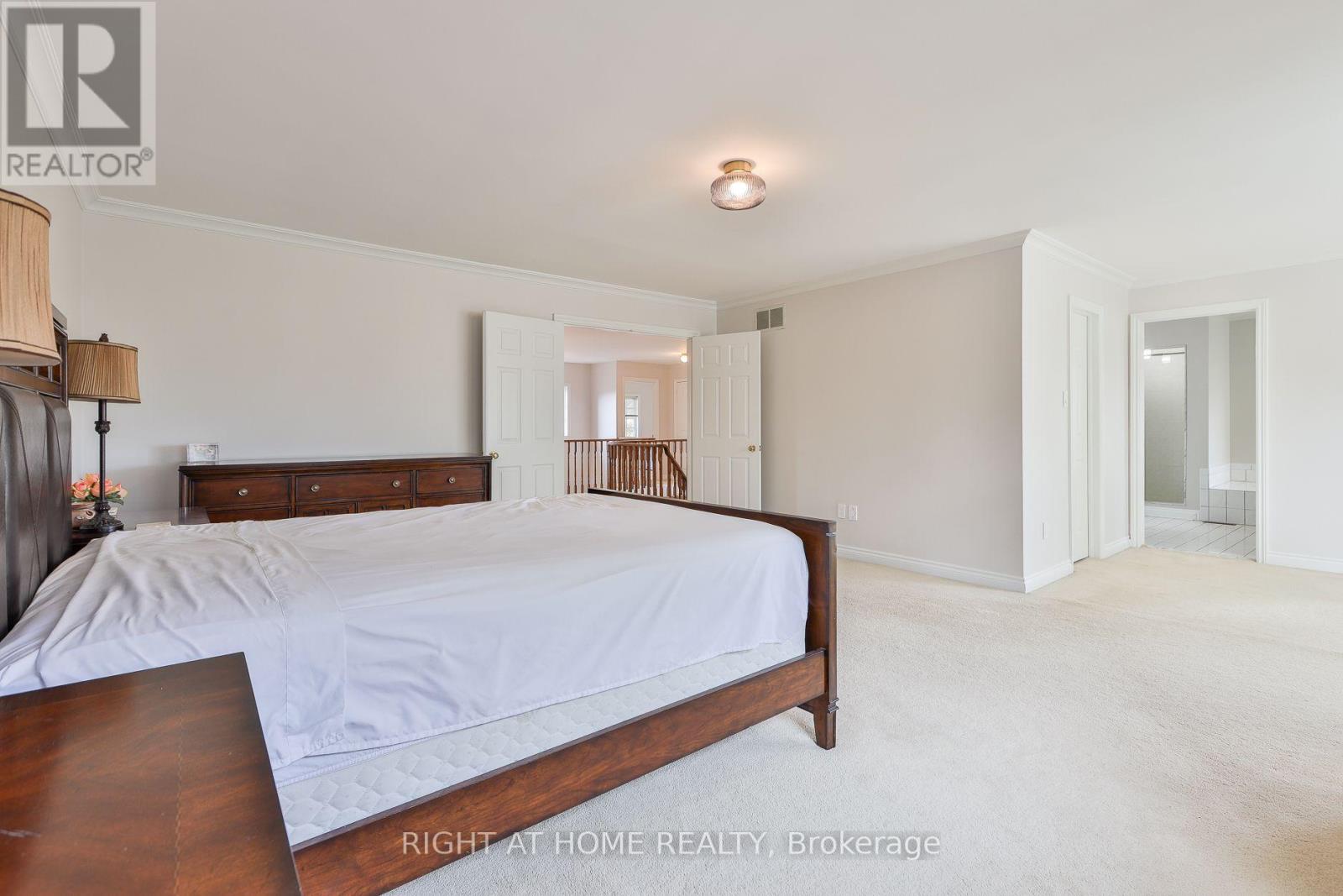 560 CHAGALL COURT - 26