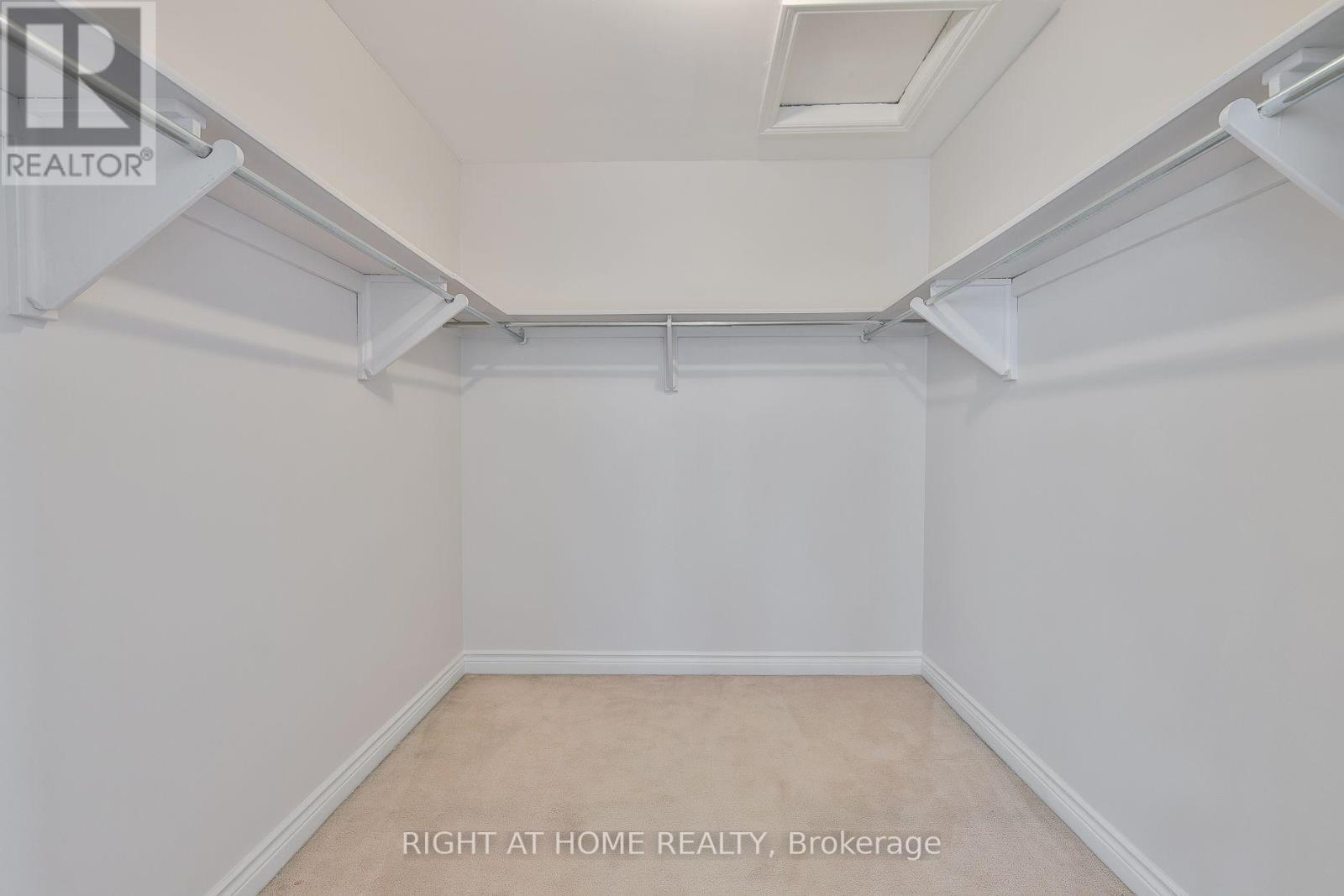 560 CHAGALL COURT - 28