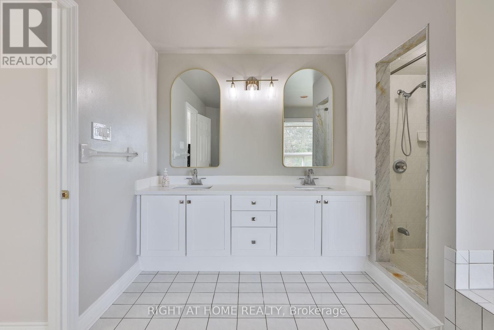 560 CHAGALL COURT - 29