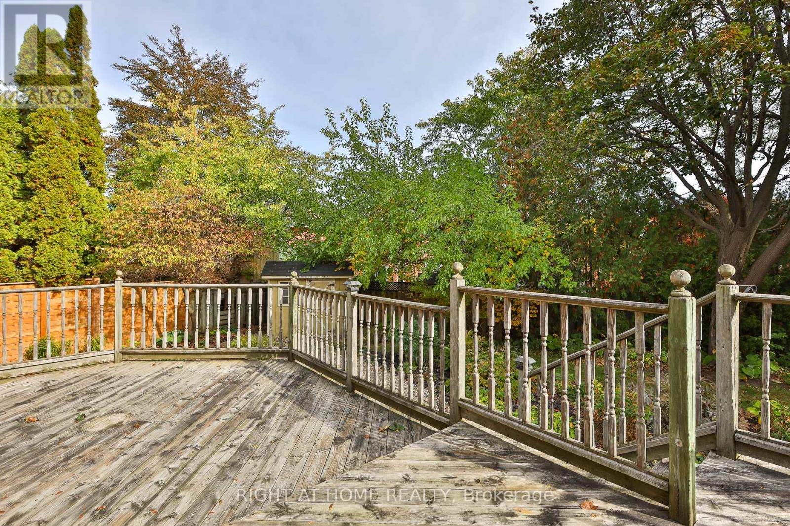 560 CHAGALL COURT - 37