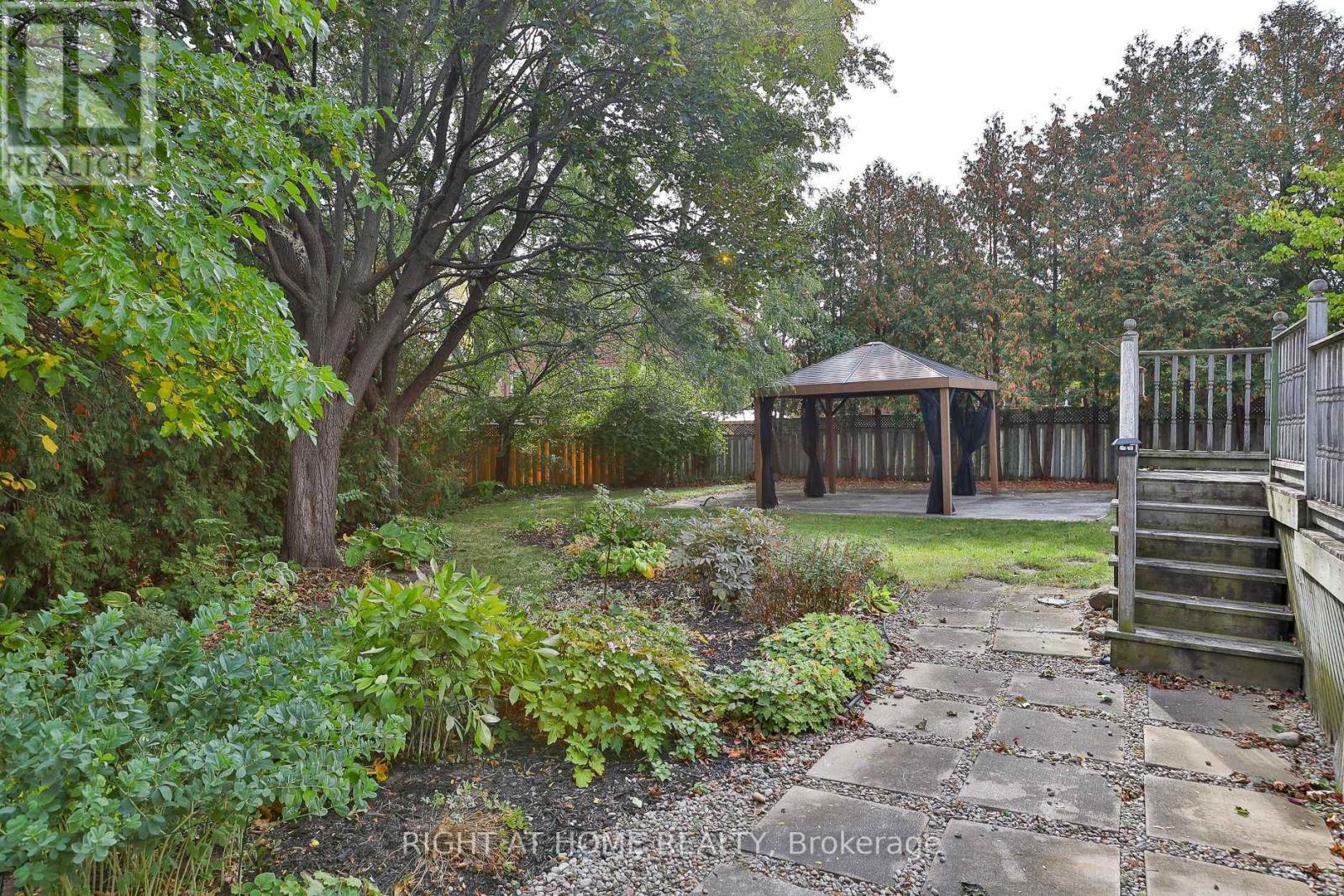 560 CHAGALL COURT - 41