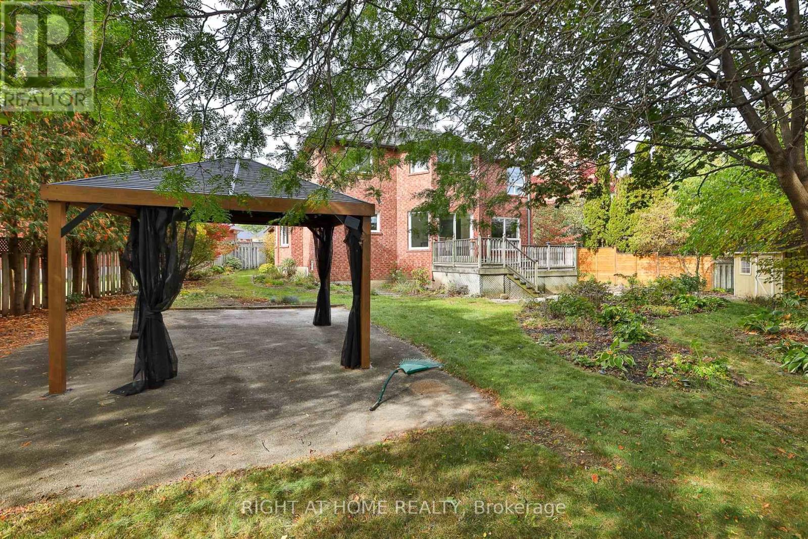 560 CHAGALL COURT - 45