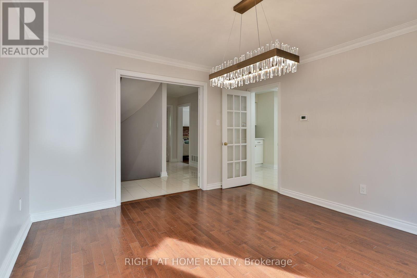 560 CHAGALL COURT, Mississauga (Hurontario) — photo 9