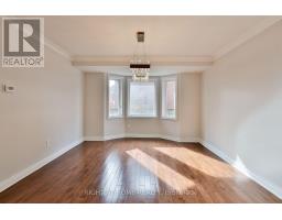 560 Chagall Court, Mississauga, ON L5R3A8 Photo 10