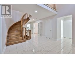560 Chagall Court, Mississauga, ON L5R3A8 Photo 6