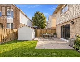 2 Ackrow Court, Toronto, ON M9C5C4 Photo 25