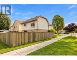 2 Ackrow Court, Toronto, ON M9C5C4 Photo 27