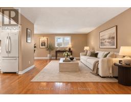 2 Ackrow Court, Toronto, ON M9C5C4 Photo 6