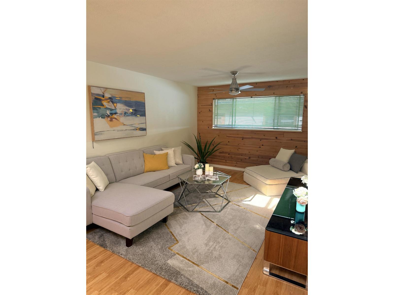 10430 FRASERGLEN DRIVE, Surrey - Image 1