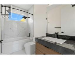 3642 85 Street SW - photo 32
