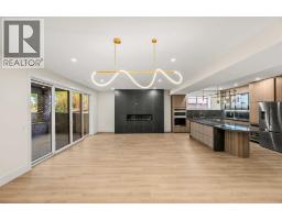 3642 85 Street SW - photo 38