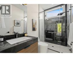 3642 85 Street SW - photo 16