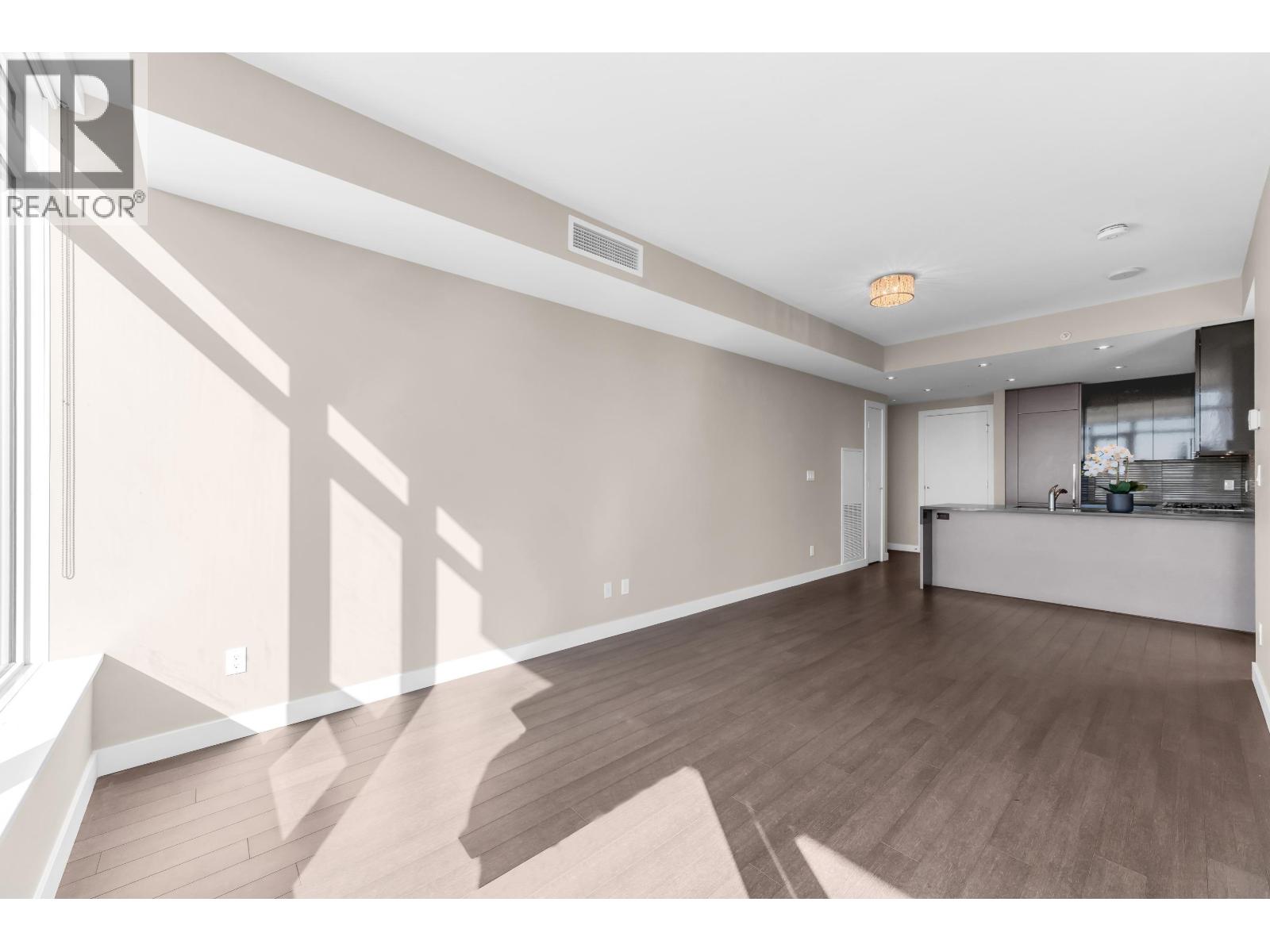 Photo of 3701 4508 HAZEL STREET 26