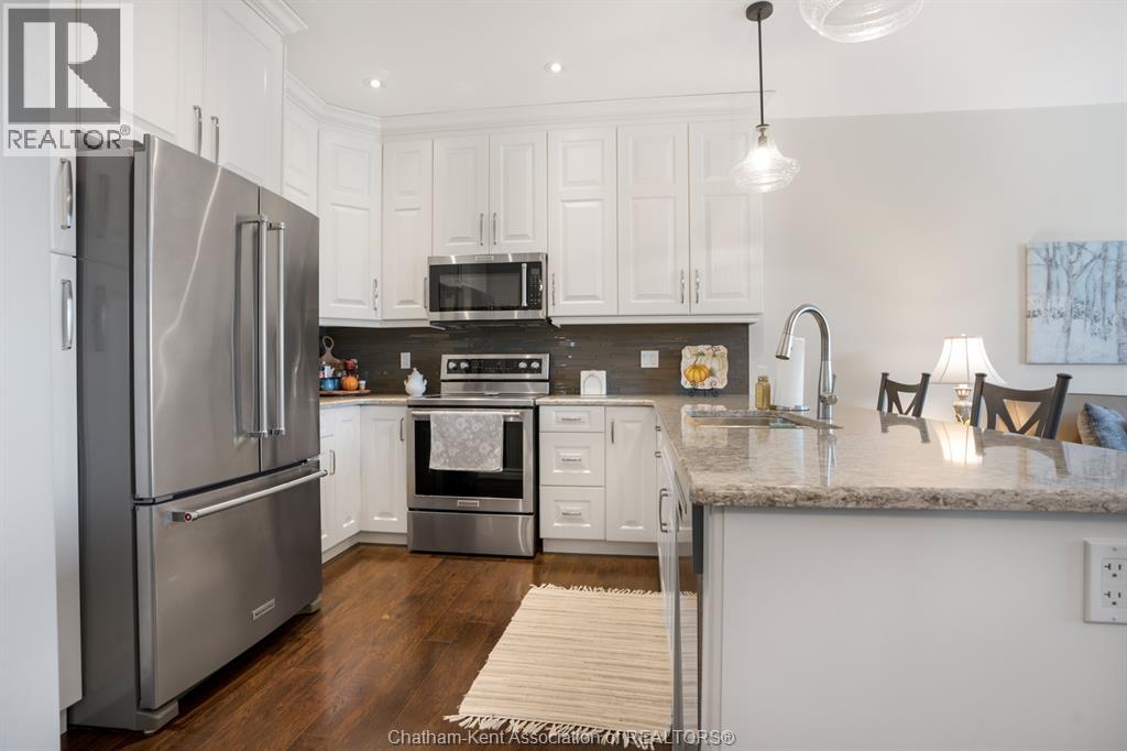 117 Cottage Place — photo 10