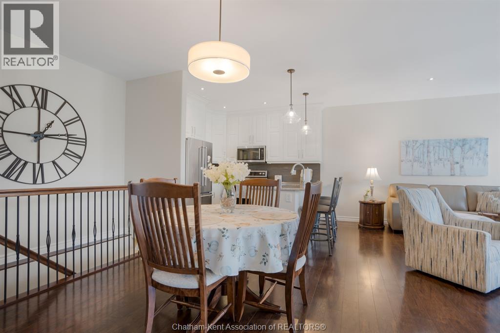 117 Cottage Place — photo 7