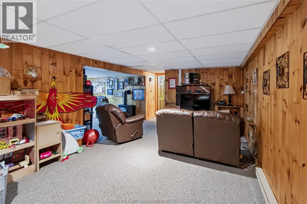 16 Indian Creek Road West — photo 14