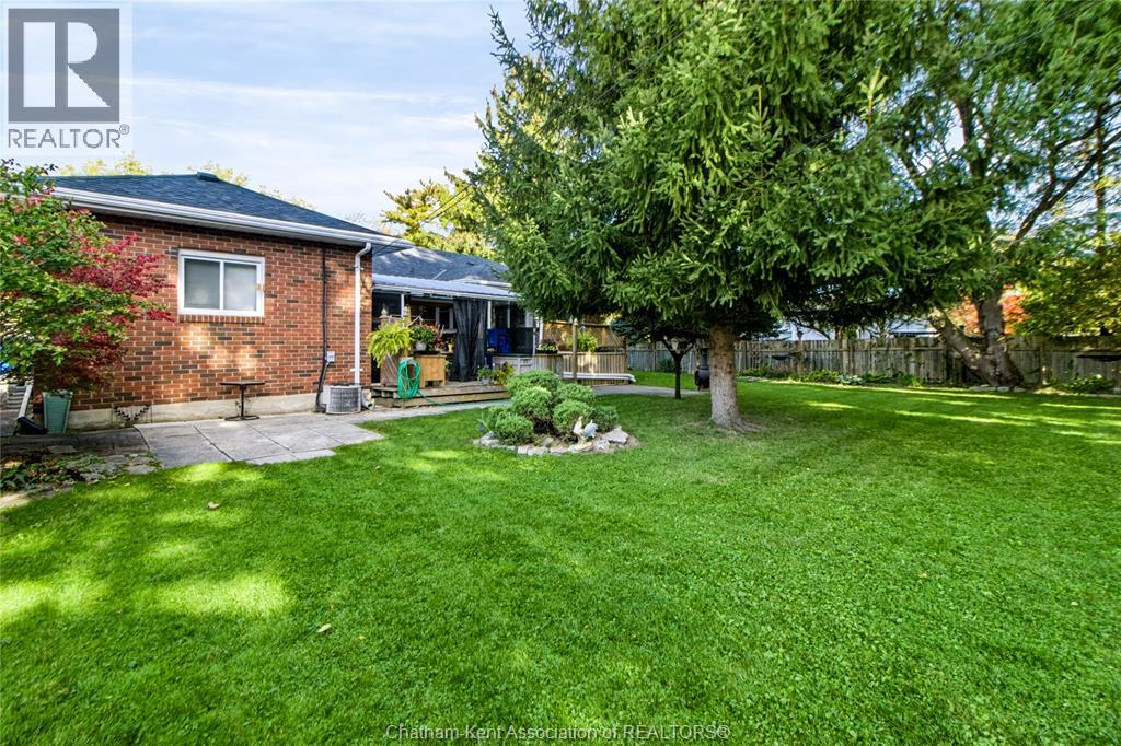 16 Indian Creek Road West — photo 34