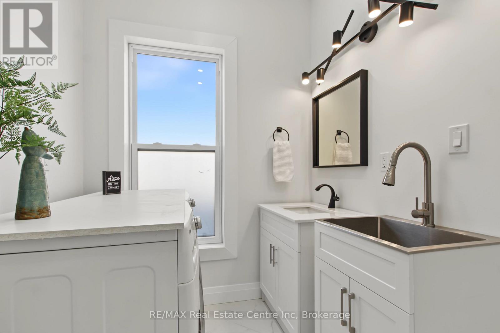 657 Frances Street — photo 23