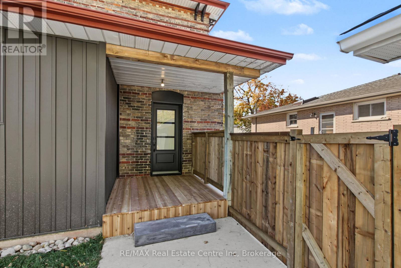 657 Frances Street — photo 38