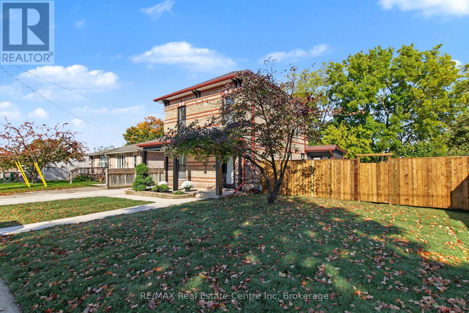 657 Frances Street — photo 4