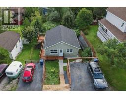 9 Farmdale Road