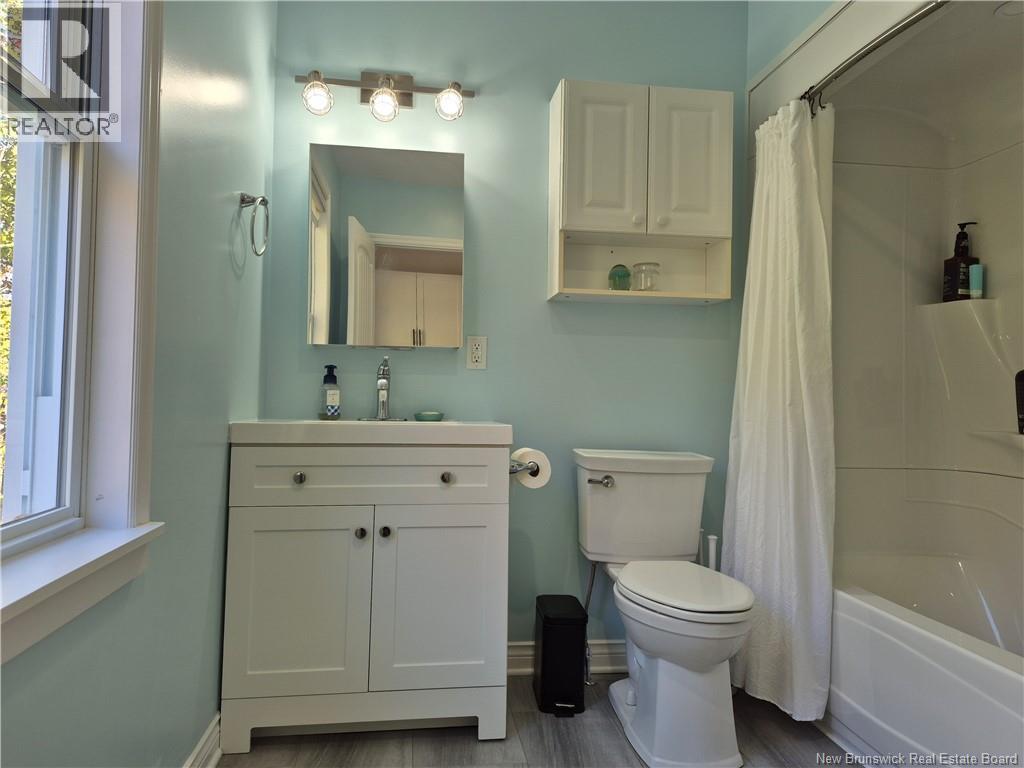 557 Canada Street - 13