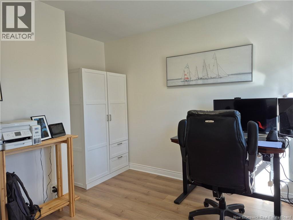 557 Canada Street - 30
