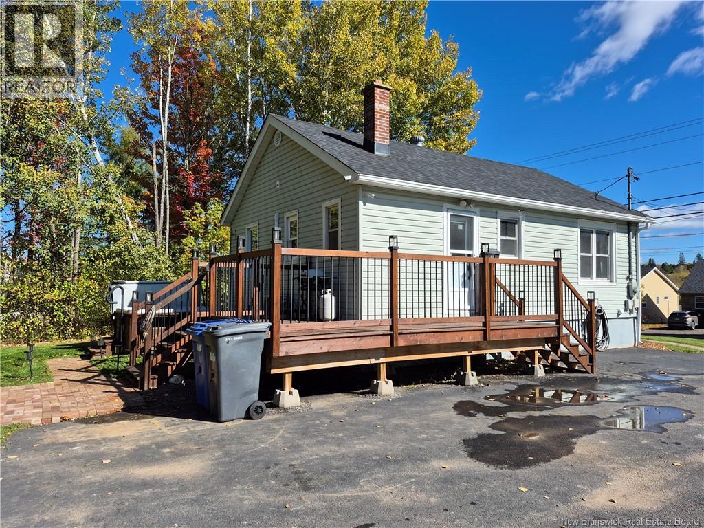 557 Canada Street - 33