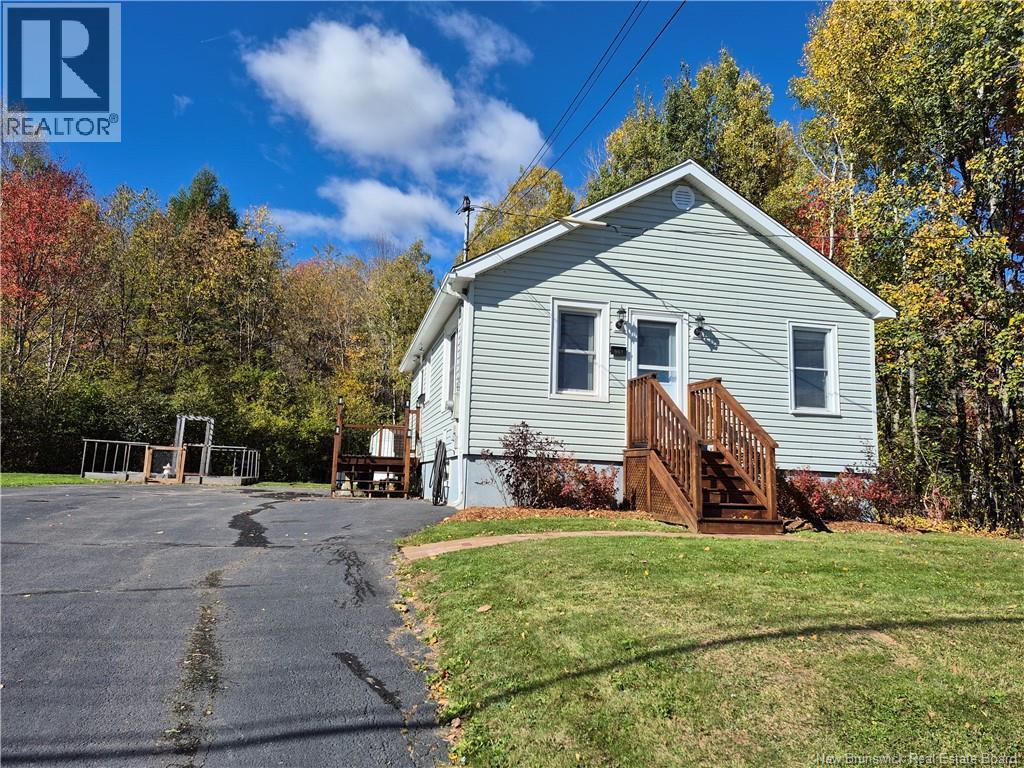 557 Canada Street - 44