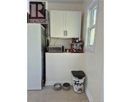557 Canada Street, photo 10