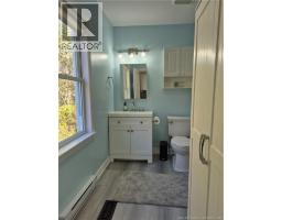 557 Canada Street, photo 14