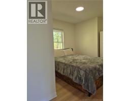 557 Canada Street, photo 17