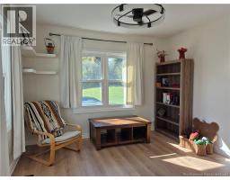 557 Canada Street, photo 24