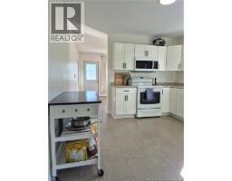 557 Canada Street, photo 8