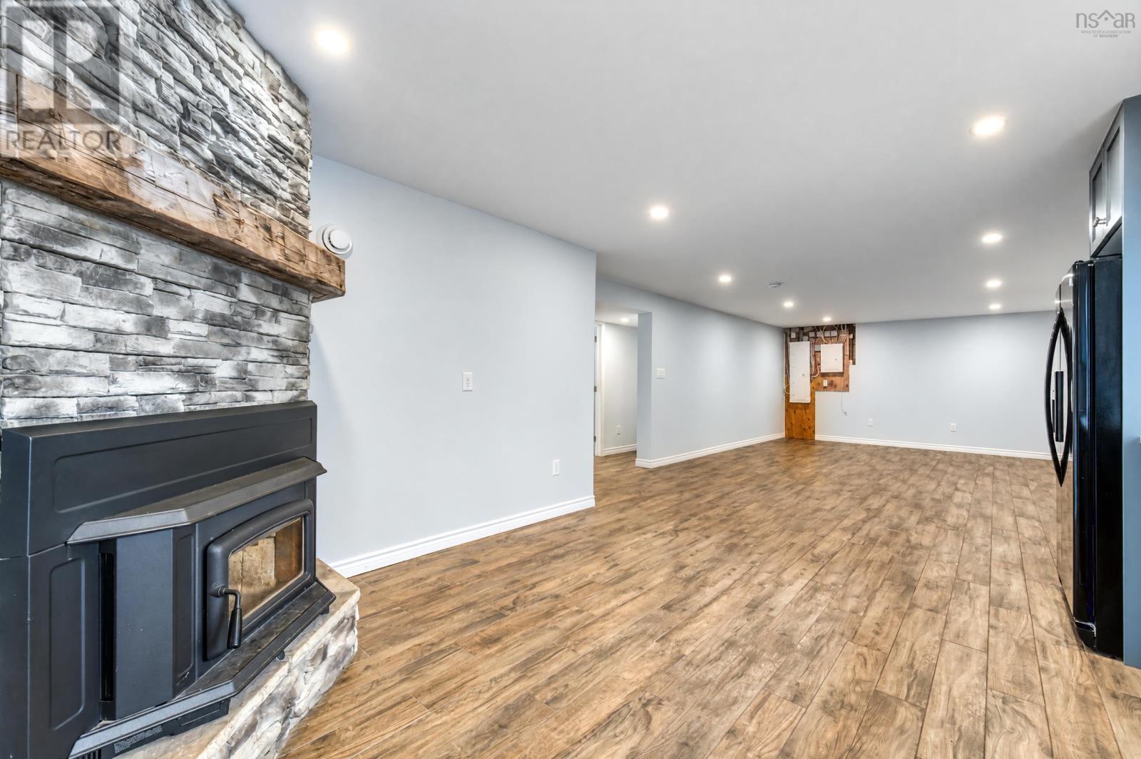 Property 34 of 48 of 284 Beeches Road
