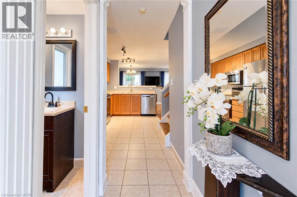 327 OPRINGTON Place — photo 3