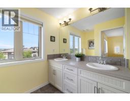 719 Mahogany Boulevard SE - photo 26