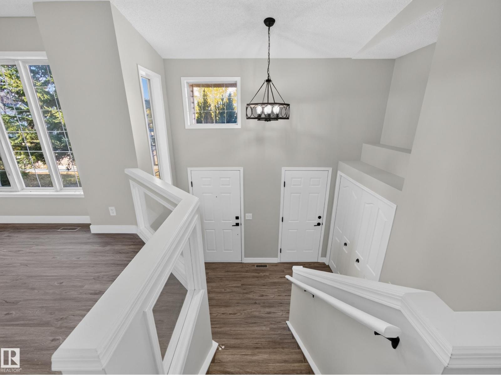 310 Regency Drive, Regency Park (Sherwood Park) — photo 10 of 30: Property photo