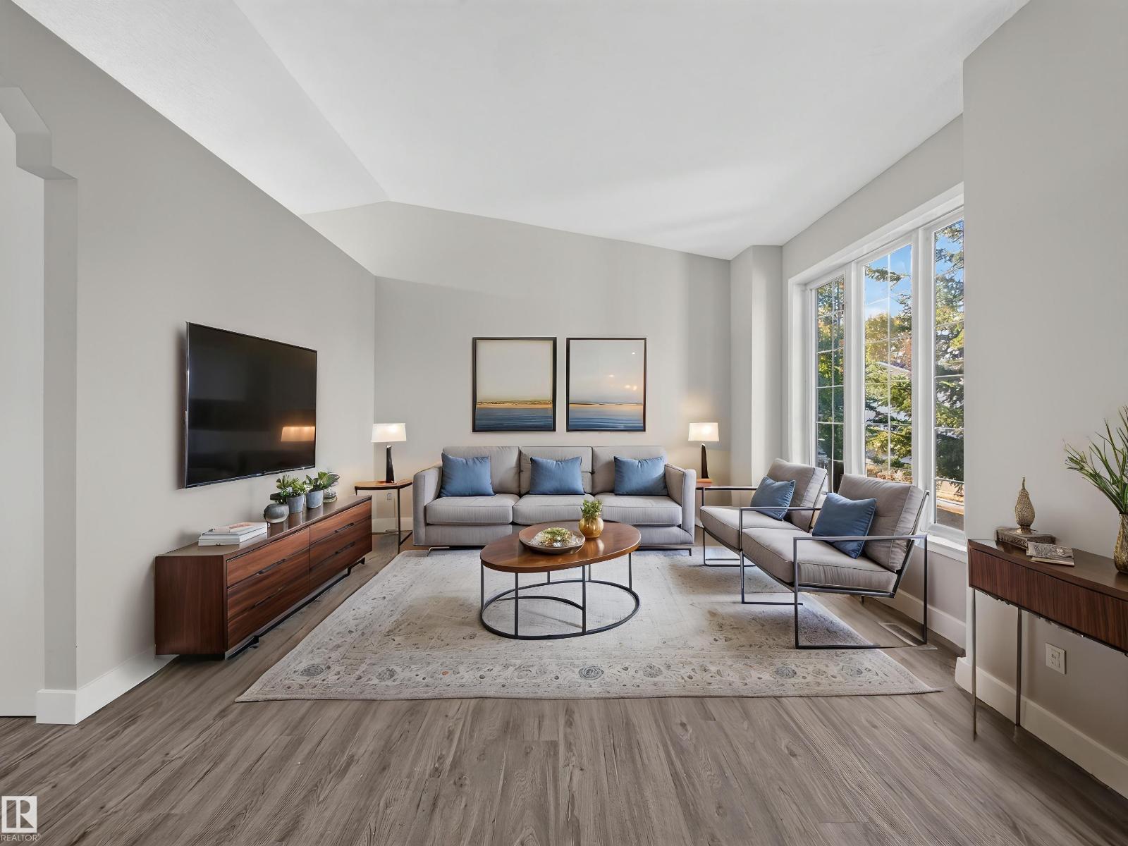 310 Regency Drive, Regency Park (Sherwood Park) — photo 3 of 30: Property photo