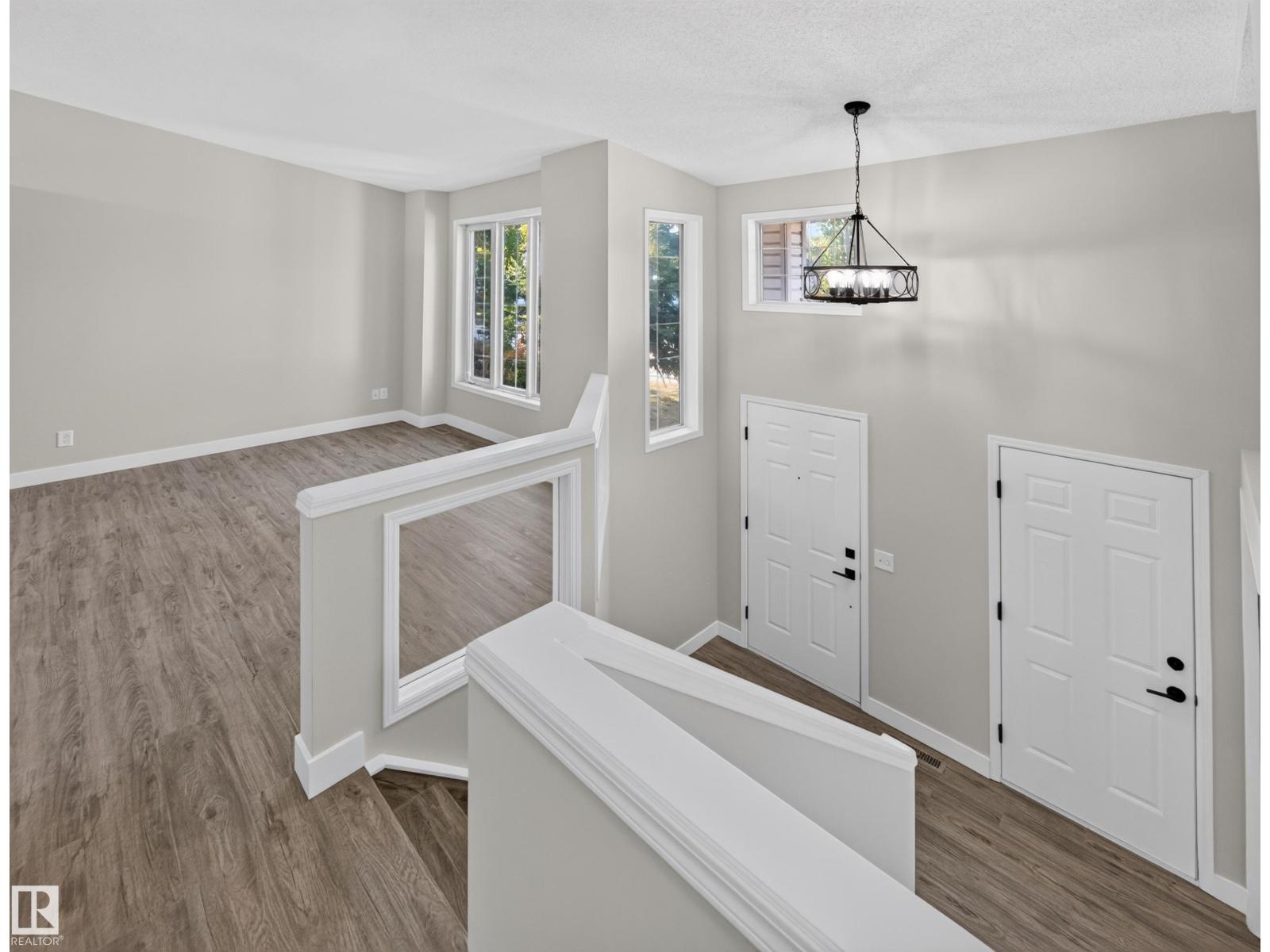 310 Regency Drive, Regency Park (Sherwood Park) — photo 7 of 30: Property photo