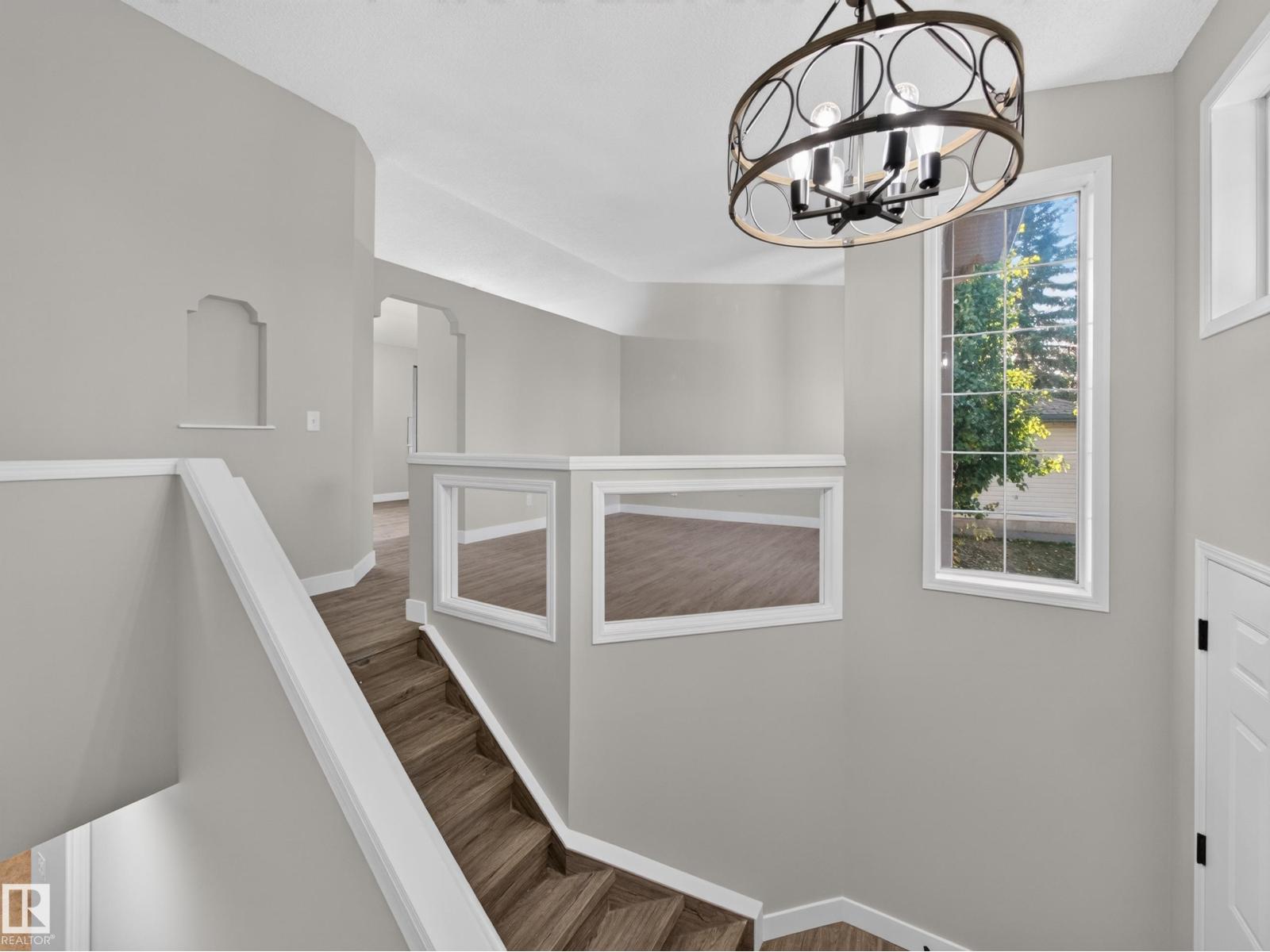 310 Regency Drive, Regency Park (Sherwood Park) — photo 8 of 30: Property photo