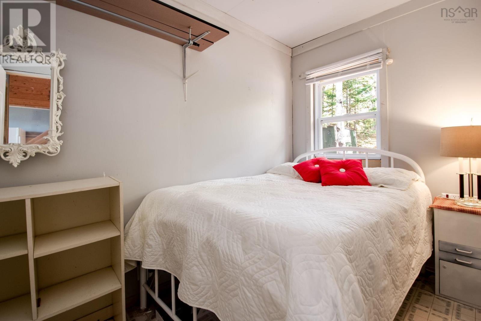 31 Lake Paul Road - 14