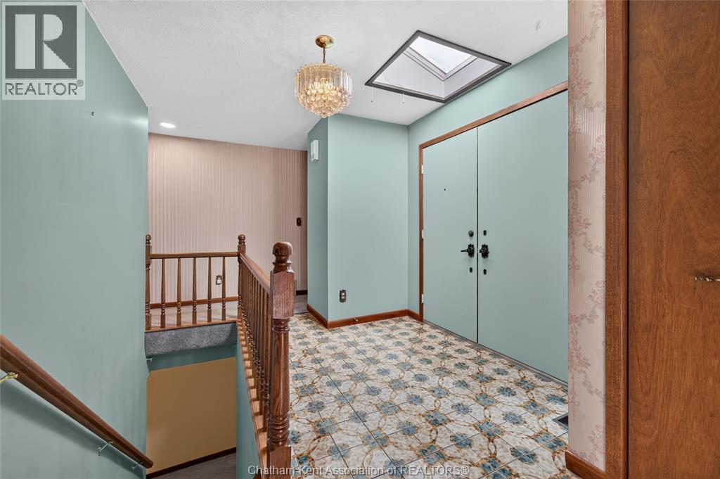 3 Crane Crescent — photo 4